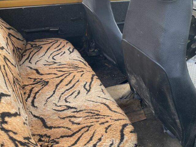 Желтый ВАЗ 2101, объемом двигателя 0 л и пробегом 100 тыс. км за 342 $, фото 5 на Automoto.ua