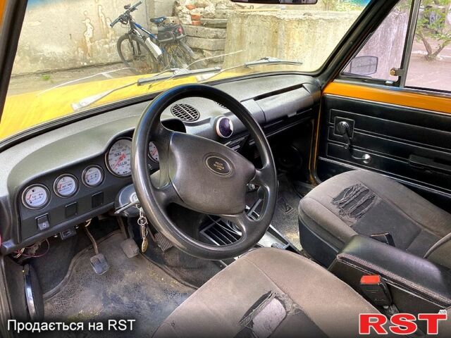 Желтый ВАЗ 2101, объемом двигателя 1.5 л и пробегом 0 тыс. км за 300 $, фото 2 на Automoto.ua