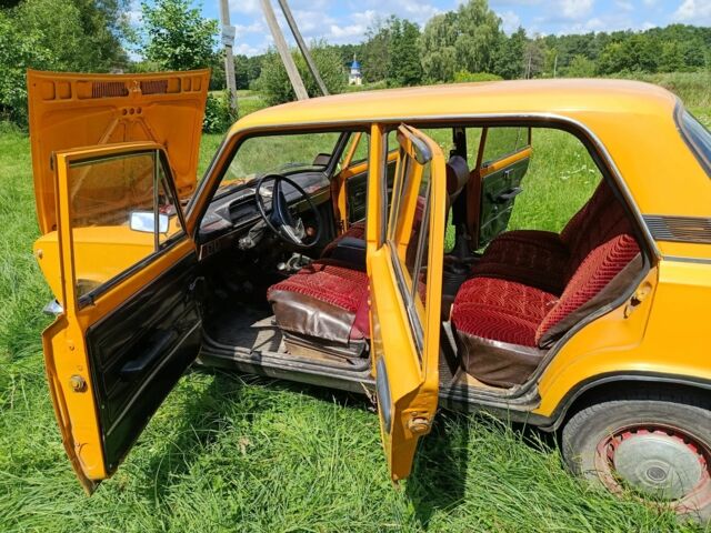 Желтый ВАЗ 2101, объемом двигателя 1.3 л и пробегом 150 тыс. км за 350 $, фото 8 на Automoto.ua
