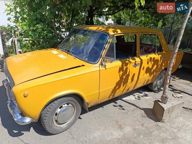 Желтый ВАЗ 2101, объемом двигателя 1.1 л и пробегом 45 тыс. км за 589 $, фото 12 на Automoto.ua