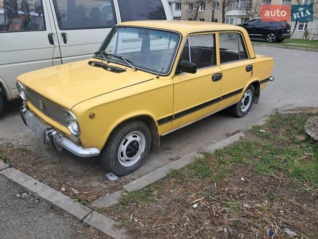 Желтый ВАЗ 2101, объемом двигателя 1 л и пробегом 222 тыс. км за 490 $, фото 1 на Automoto.ua
