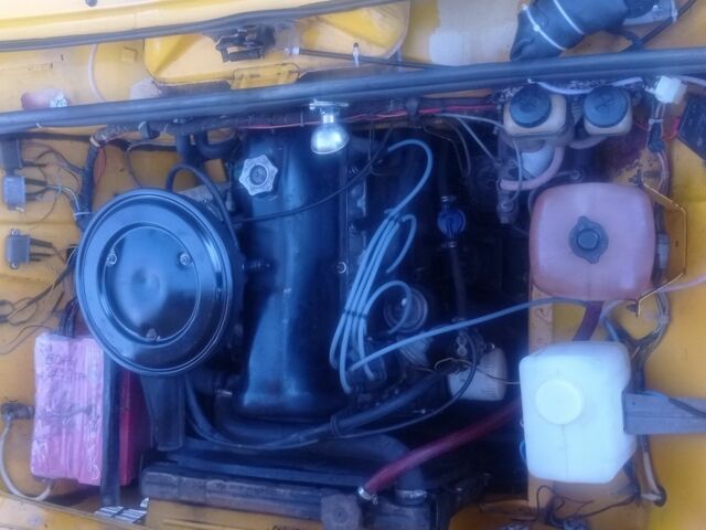 Желтый ВАЗ 2101, объемом двигателя 0 л и пробегом 100 тыс. км за 1000 $, фото 3 на Automoto.ua