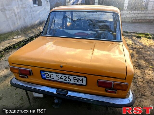 Желтый ВАЗ 2101, объемом двигателя 1.2 л и пробегом 214 тыс. км за 1000 $, фото 3 на Automoto.ua