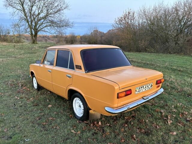 Желтый ВАЗ 2101, объемом двигателя 1.3 л и пробегом 78 тыс. км за 756 $, фото 2 на Automoto.ua