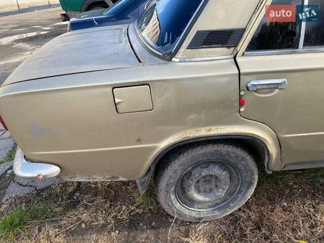 Желтый ВАЗ 2101, объемом двигателя 1.3 л и пробегом 192 тыс. км за 540 $, фото 6 на Automoto.ua