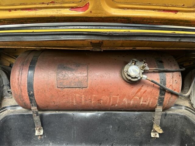 ВАЗ 2101 1982 у Луцьку на Automoto.ua Жовтий ВАЗ 2101, об'ємом двигуна 1.5 л та пробігом 200 тис. км за 286 $, фото 6 на Automoto.ua