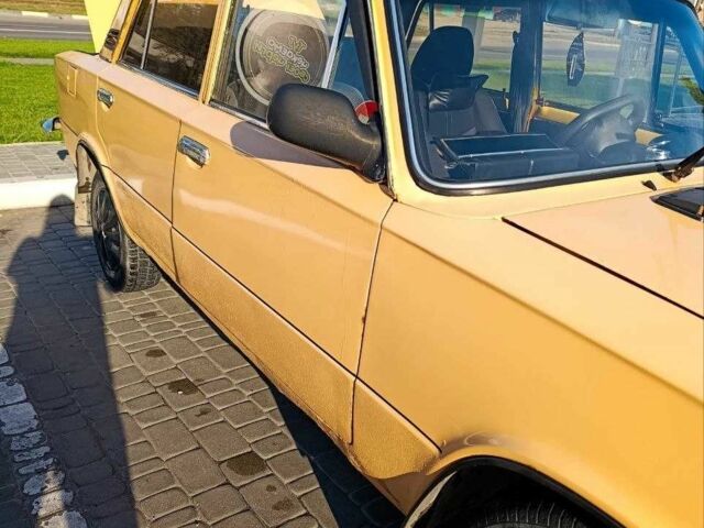 Жовтий ВАЗ 2101, об'ємом двигуна 1.2 л та пробігом 86 тис. км за 601 $, фото 4 на Automoto.ua