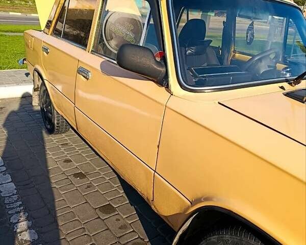 Желтый ВАЗ 2101, объемом двигателя 1.2 л и пробегом 86 тыс. км за 477 $, фото 4 на Automoto.ua
