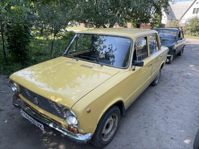 Желтый ВАЗ 2101, объемом двигателя 1.2 л и пробегом 3 тыс. км за 550 $, фото 4 на Automoto.ua