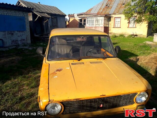 Желтый ВАЗ 2101, объемом двигателя 1.2 л и пробегом 568 тыс. км за 270 $, фото 1 на Automoto.ua