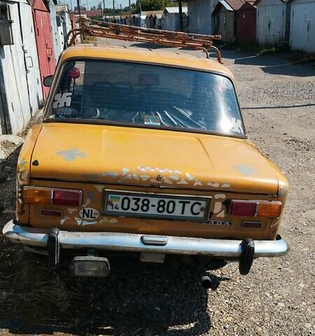 Желтый ВАЗ 2101, объемом двигателя 1.2 л и пробегом 200 тыс. км за 350 $, фото 4 на Automoto.ua