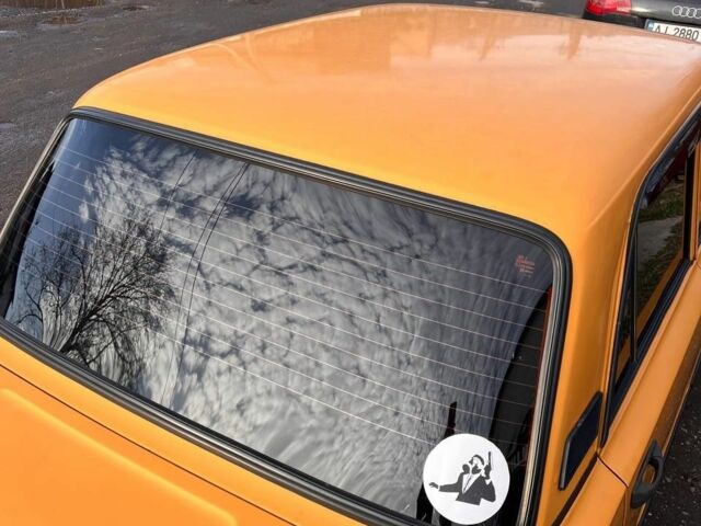 Желтый ВАЗ 2101, объемом двигателя 1.2 л и пробегом 300 тыс. км за 833 $, фото 3 на Automoto.ua