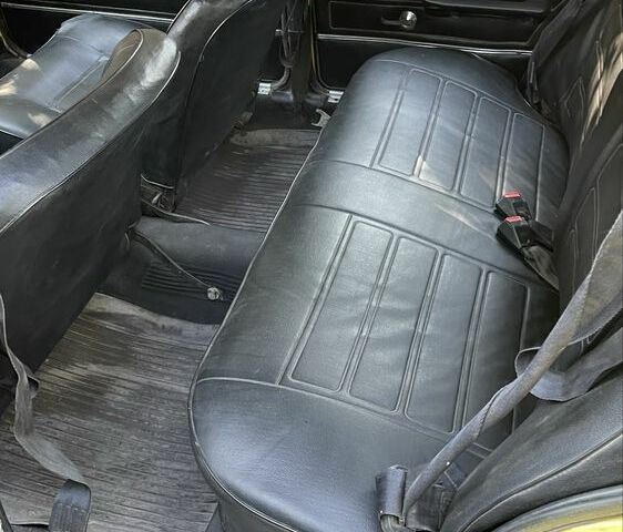 Желтый ВАЗ 2101, объемом двигателя 1.2 л и пробегом 3 тыс. км за 550 $, фото 5 на Automoto.ua