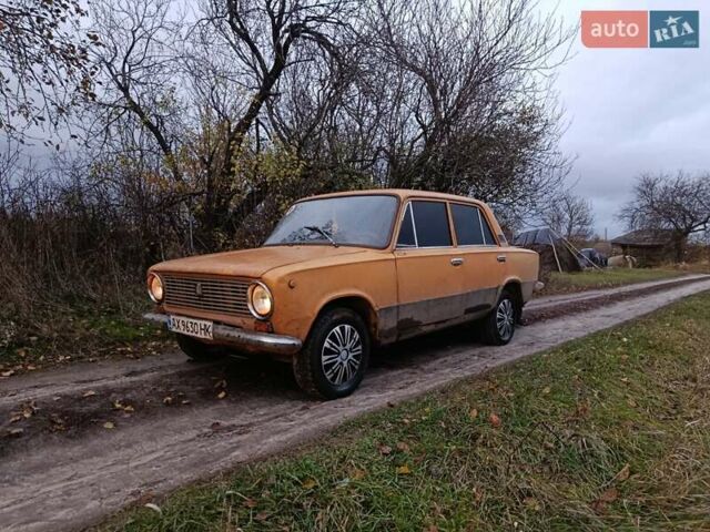 Желтый ВАЗ 2101, объемом двигателя 1.2 л и пробегом 74 тыс. км за 350 $, фото 4 на Automoto.ua