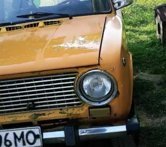 Желтый ВАЗ 2101, объемом двигателя 1.5 л и пробегом 52 тыс. км за 412 $, фото 4 на Automoto.ua