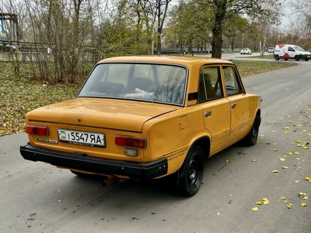 Желтый ВАЗ 2101, объемом двигателя 1.6 л и пробегом 100 тыс. км за 441 $, фото 7 на Automoto.ua
