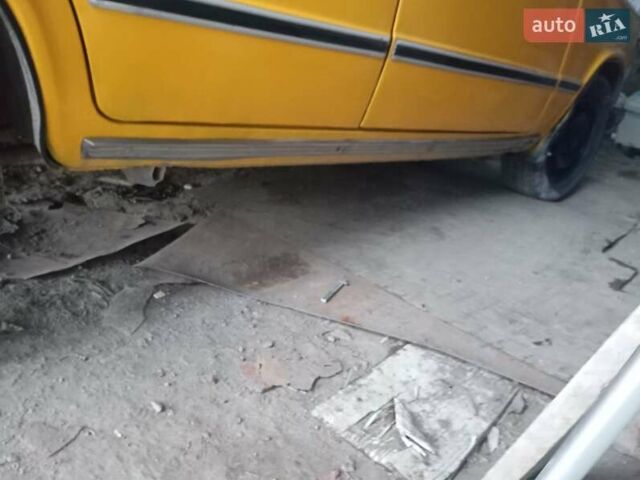 Желтый ВАЗ 2101, объемом двигателя 1.5 л и пробегом 150 тыс. км за 550 $, фото 6 на Automoto.ua
