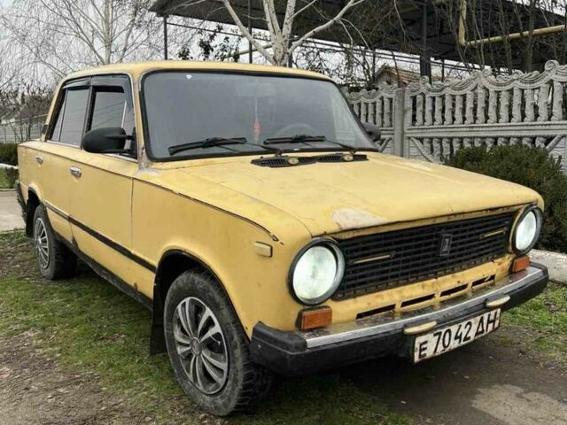 Желтый ВАЗ 2101, объемом двигателя 0 л и пробегом 1 тыс. км за 331 $, фото 1 на Automoto.ua