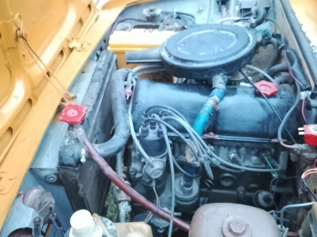 Жовтий ВАЗ 2101, об'ємом двигуна 1.3 л та пробігом 120 тис. км за 998 $, фото 8 на Automoto.ua