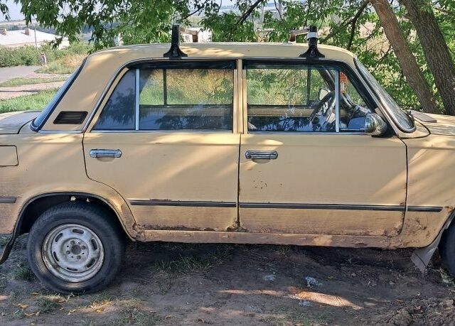 Жовтий ВАЗ 2101, об'ємом двигуна 1 л та пробігом 1 тис. км за 367 $, фото 2 на Automoto.ua