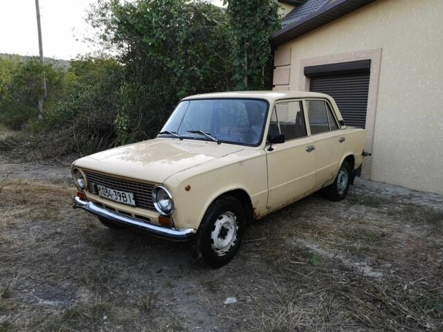 Жовтий ВАЗ 2101, об'ємом двигуна 0 л та пробігом 65 тис. км за 420 $, фото 1 на Automoto.ua
