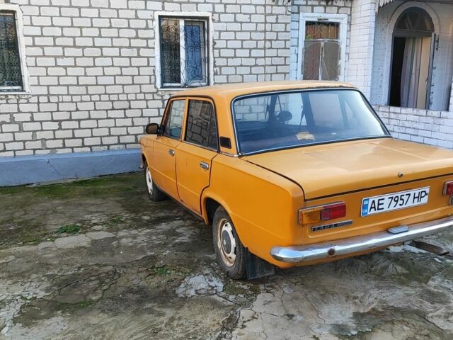 Желтый ВАЗ 2101, объемом двигателя 1.2 л и пробегом 777 тыс. км за 476 $, фото 1 на Automoto.ua