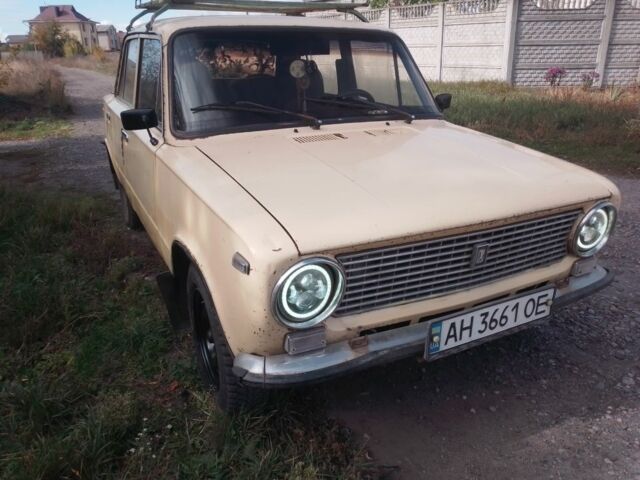 Желтый ВАЗ 2101, объемом двигателя 1.3 л и пробегом 64 тыс. км за 556 $, фото 1 на Automoto.ua