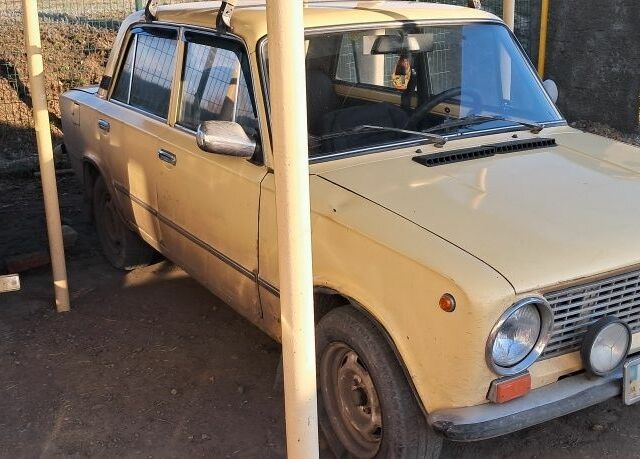 Жовтий ВАЗ 2101, об'ємом двигуна 1 л та пробігом 1 тис. км за 367 $, фото 6 на Automoto.ua