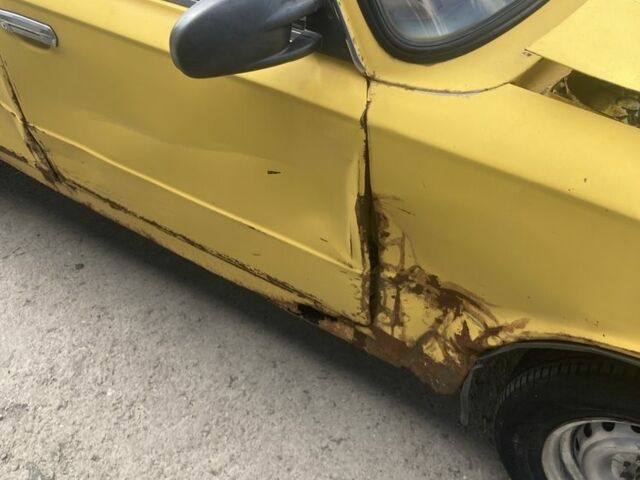 Желтый ВАЗ 2101, объемом двигателя 0 л и пробегом 2 тыс. км за 263 $, фото 2 на Automoto.ua