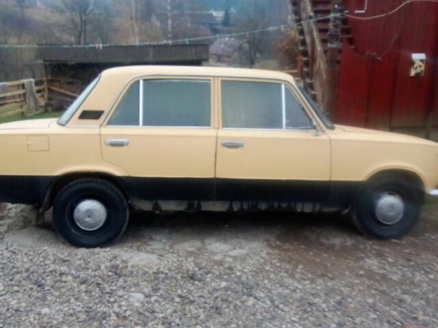 Жовтий ВАЗ 2101, об'ємом двигуна 1 л та пробігом 449 тис. км за 700 $, фото 2 на Automoto.ua