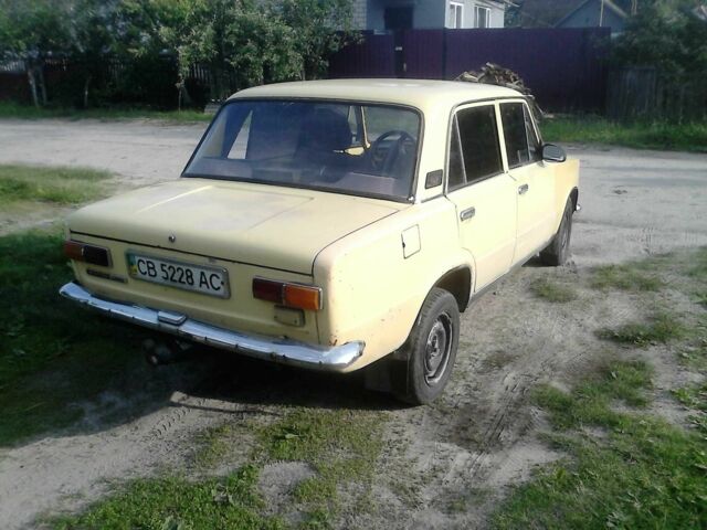 Желтый ВАЗ 2101, объемом двигателя 1.3 л и пробегом 200 тыс. км за 20000 $, фото 1 на Automoto.ua