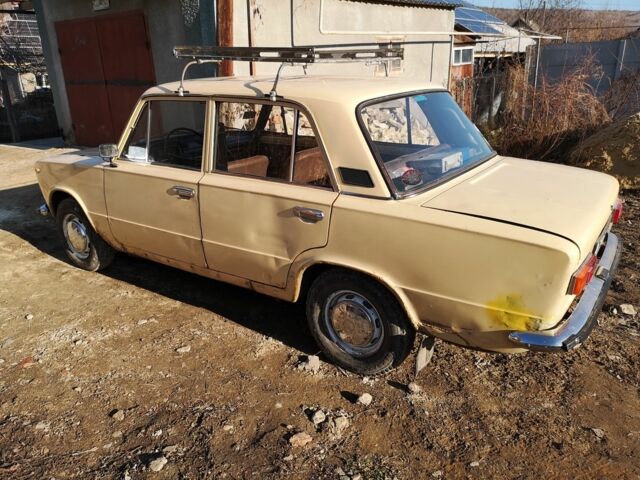 Желтый ВАЗ 2101, объемом двигателя 0 л и пробегом 67 тыс. км за 406 $, фото 17 на Automoto.ua