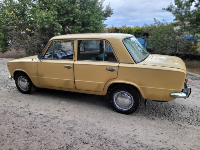 Жовтий ВАЗ 2101, об'ємом двигуна 1.3 л та пробігом 100 тис. км за 945 $, фото 11 на Automoto.ua