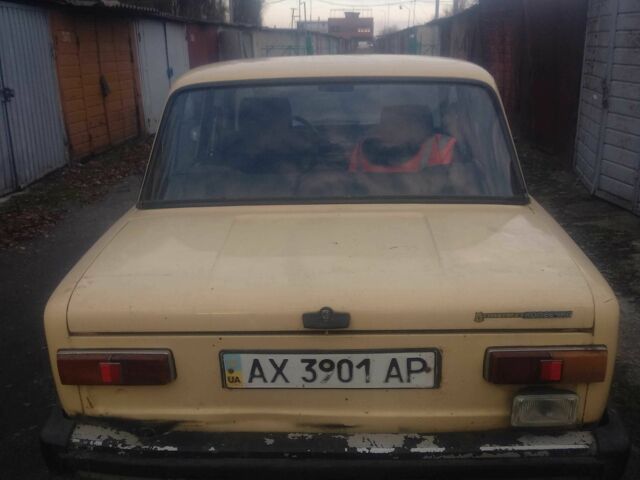 Желтый ВАЗ 2101, объемом двигателя 1.2 л и пробегом 75 тыс. км за 546 $, фото 3 на Automoto.ua