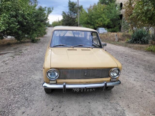 Жовтий ВАЗ 2101, об'ємом двигуна 1.3 л та пробігом 100 тис. км за 945 $, фото 6 на Automoto.ua
