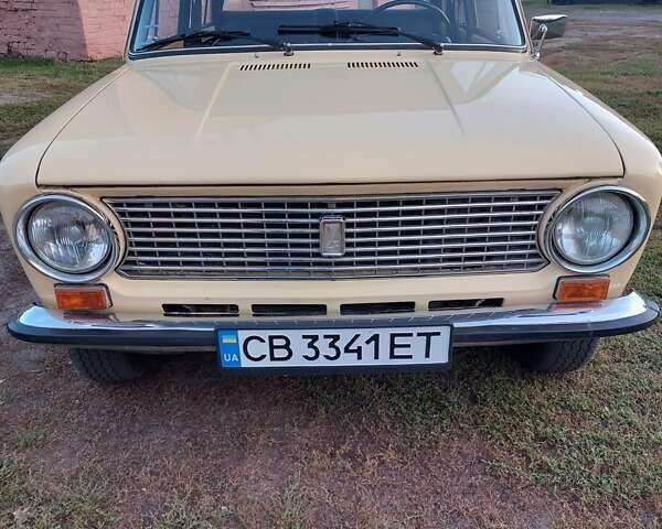 Желтый ВАЗ 2101, объемом двигателя 1.2 л и пробегом 48 тыс. км за 5000 $, фото 3 на Automoto.ua