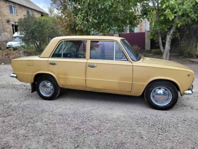 Жовтий ВАЗ 2101, об'ємом двигуна 1.3 л та пробігом 100 тис. км за 945 $, фото 1 на Automoto.ua