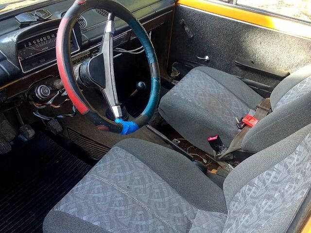 Жовтий ВАЗ 2101, об'ємом двигуна 1.5 л та пробігом 100 тис. км за 500 $, фото 6 на Automoto.ua