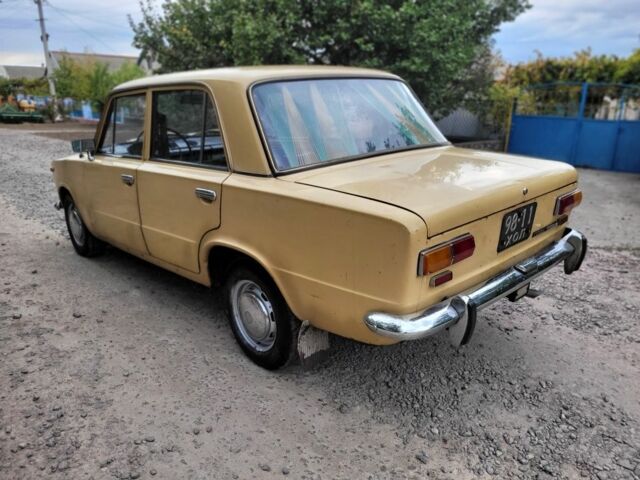 Жовтий ВАЗ 2101, об'ємом двигуна 1.3 л та пробігом 100 тис. км за 945 $, фото 7 на Automoto.ua