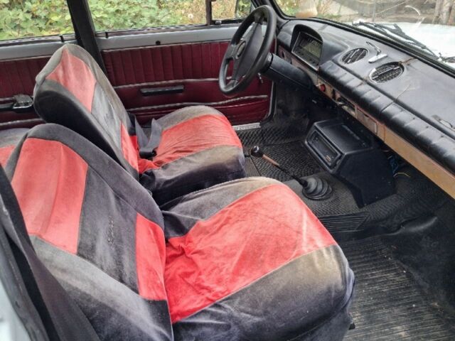 Серый ВАЗ 2101, объемом двигателя 1.2 л и пробегом 99 тыс. км за 476 $, фото 4 на Automoto.ua