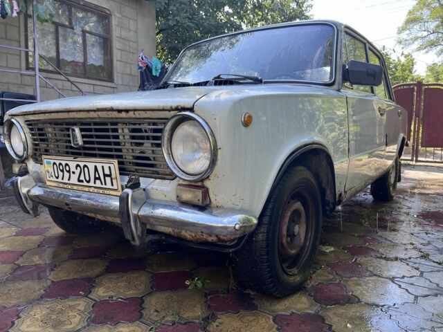 Сірий ВАЗ 2101, об'ємом двигуна 0 л та пробігом 3 тис. км за 195 $, фото 2 на Automoto.ua