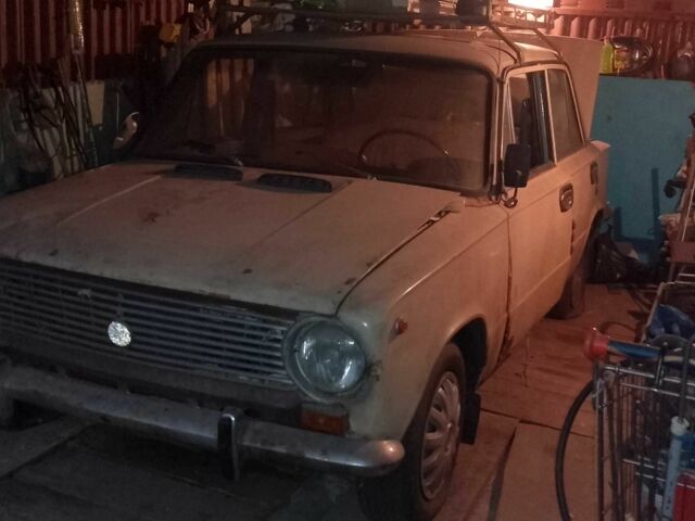 Серый ВАЗ 2101, объемом двигателя 0 л и пробегом 20 тыс. км за 241 $, фото 3 на Automoto.ua