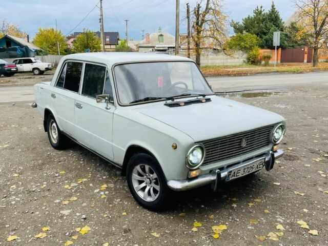 Сірий ВАЗ 2101, об'ємом двигуна 1.2 л та пробігом 111 тис. км за 950 $, фото 1 на Automoto.ua