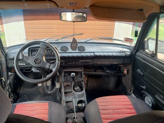 Серый ВАЗ 2101, объемом двигателя 1.3 л и пробегом 349 тыс. км за 349 $, фото 4 на Automoto.ua