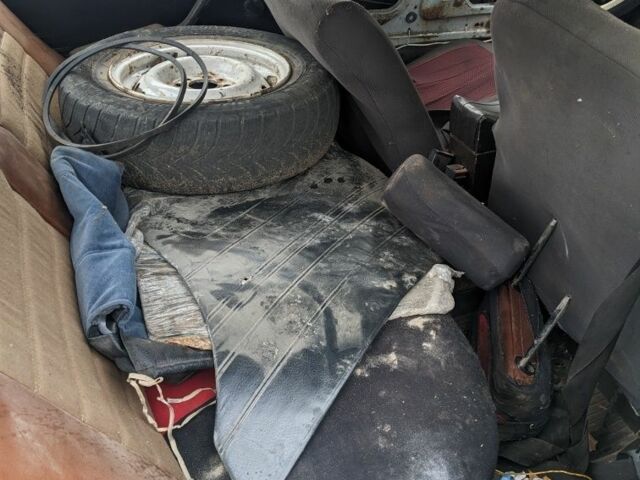 Серый ВАЗ 2101, объемом двигателя 1.2 л и пробегом 50 тыс. км за 355 $, фото 5 на Automoto.ua