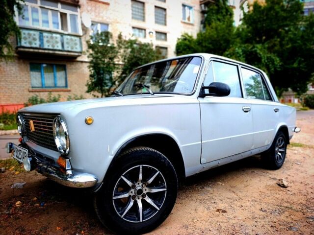 Серый ВАЗ 2101, объемом двигателя 1 л и пробегом 150 тыс. км за 1116 $, фото 1 на Automoto.ua
