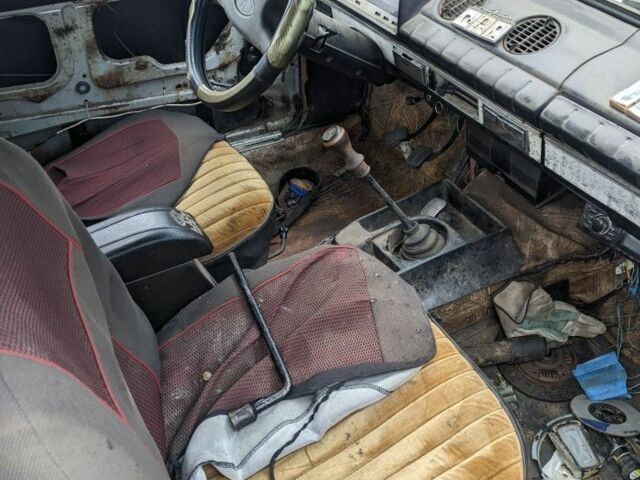 Серый ВАЗ 2101, объемом двигателя 1.2 л и пробегом 50 тыс. км за 355 $, фото 4 на Automoto.ua