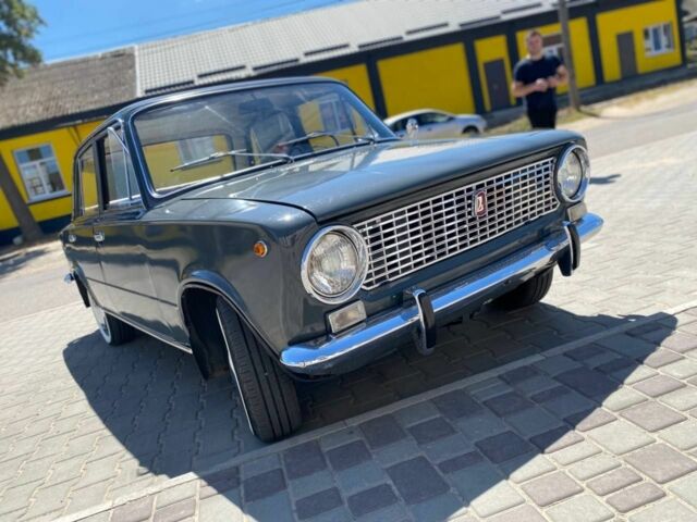 Сірий ВАЗ 2101, об'ємом двигуна 1 л та пробігом 120 тис. км за 1600 $, фото 5 на Automoto.ua