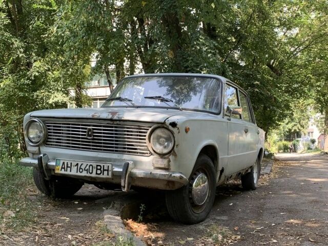 Серый ВАЗ 2101, объемом двигателя 1.3 л и пробегом 80 тыс. км за 214 $, фото 2 на Automoto.ua