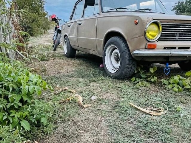 Серый ВАЗ 2101, объемом двигателя 1.6 л и пробегом 1 тыс. км за 478 $, фото 2 на Automoto.ua